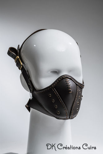 Masque respirateur avec œillets brun